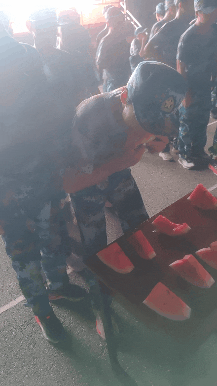 640 (2).gif