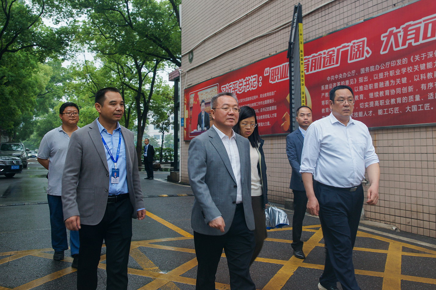 市政府副市长杨胜跃一行莅临我校考察调研